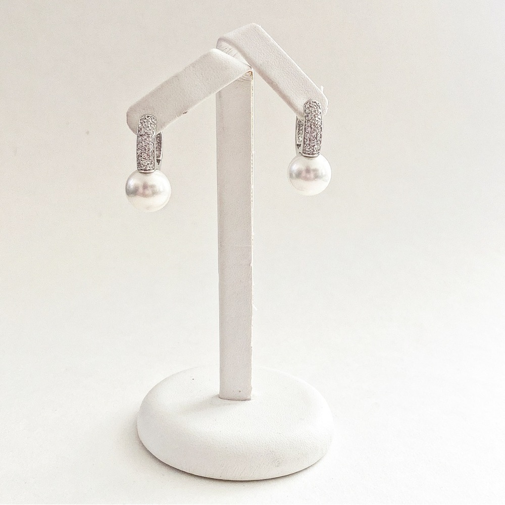Luxury White Mother Of Pearl  Diamond Earrings